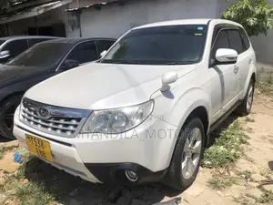 Subaru Forester 2.5XT Premium 2011 White