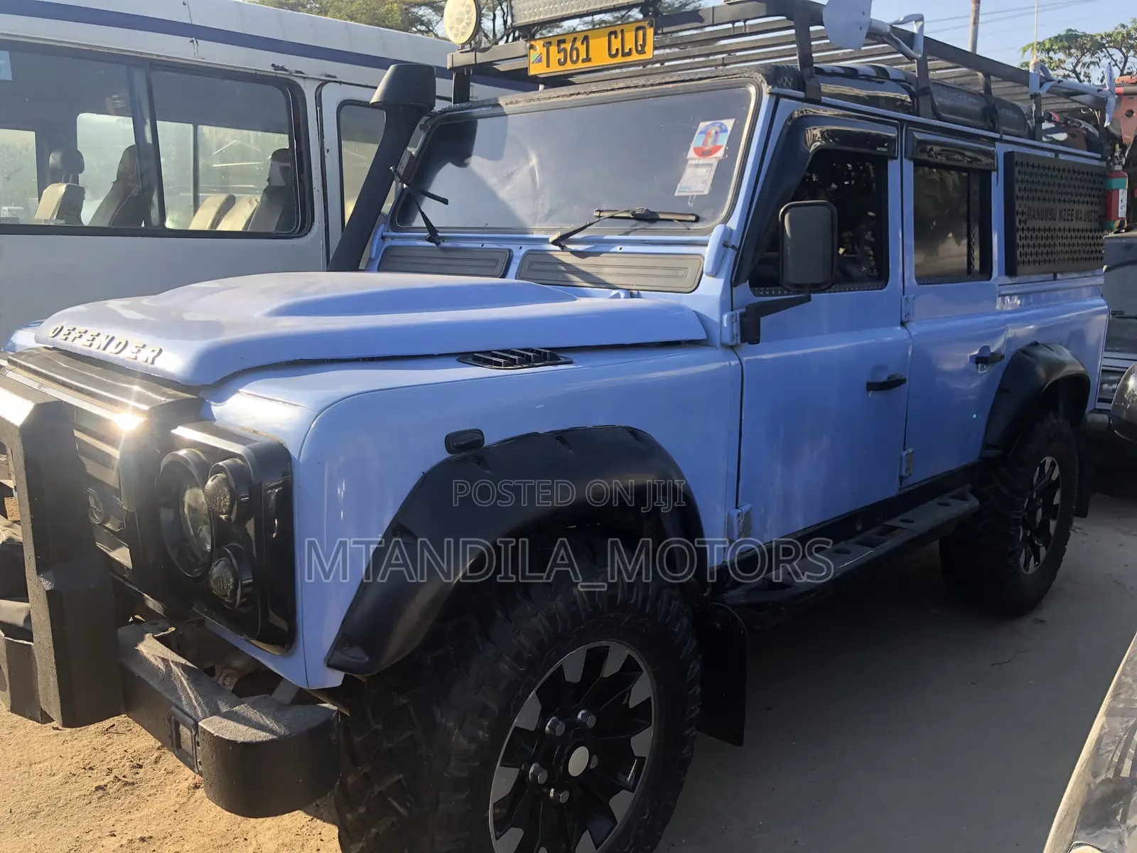 Land Rover Defender 130 2.5 TDS 2005 Purple