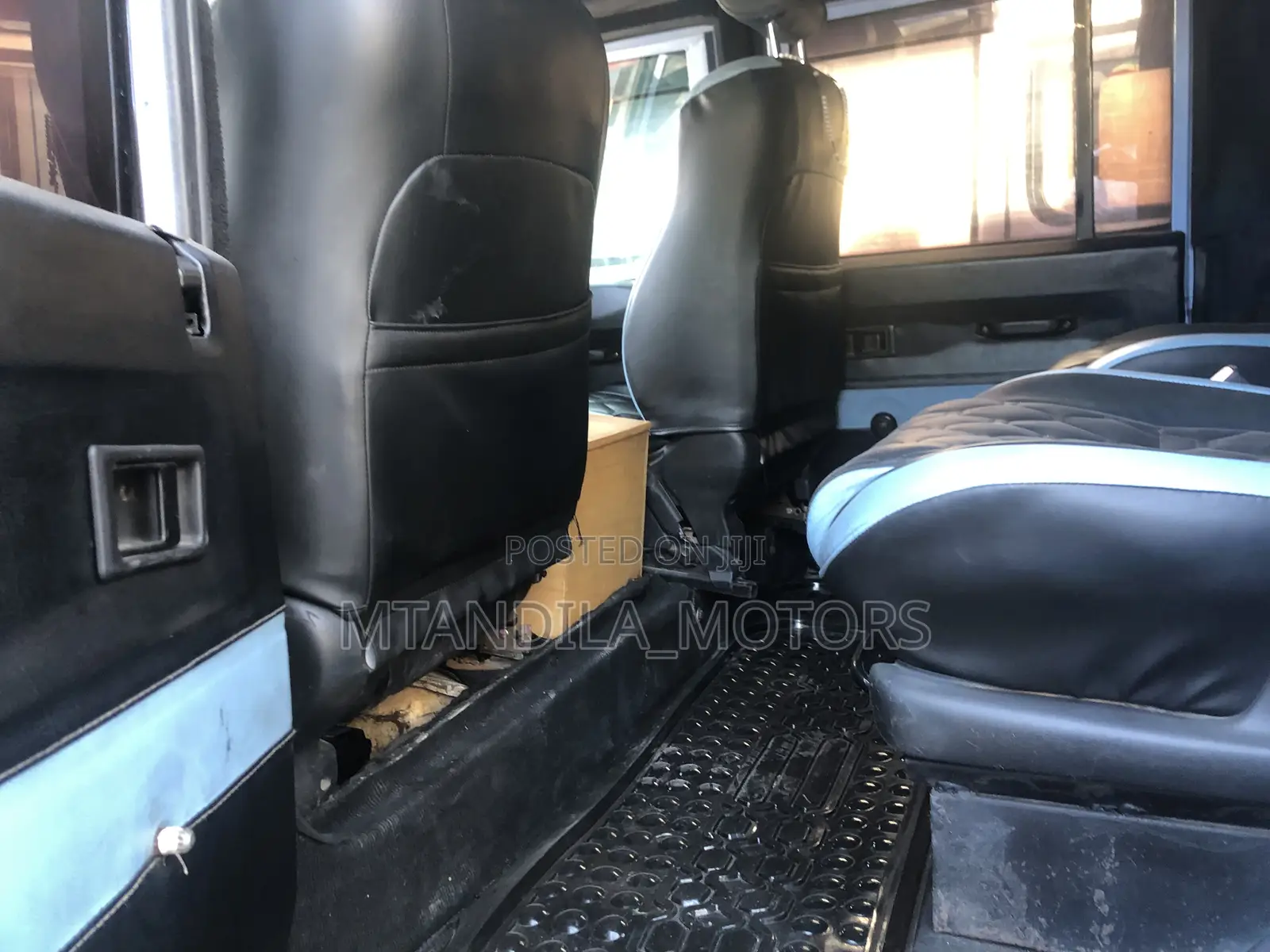 Land Rover Defender 130 2.5 TDS 2005 Purple