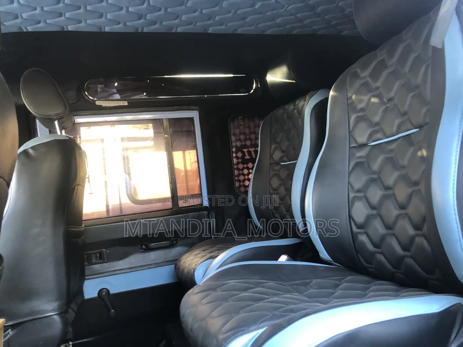 Land Rover Defender 130 2.5 TDS 2005 Purple
