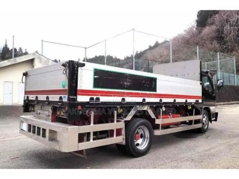 Mitsubishi Canter Truck