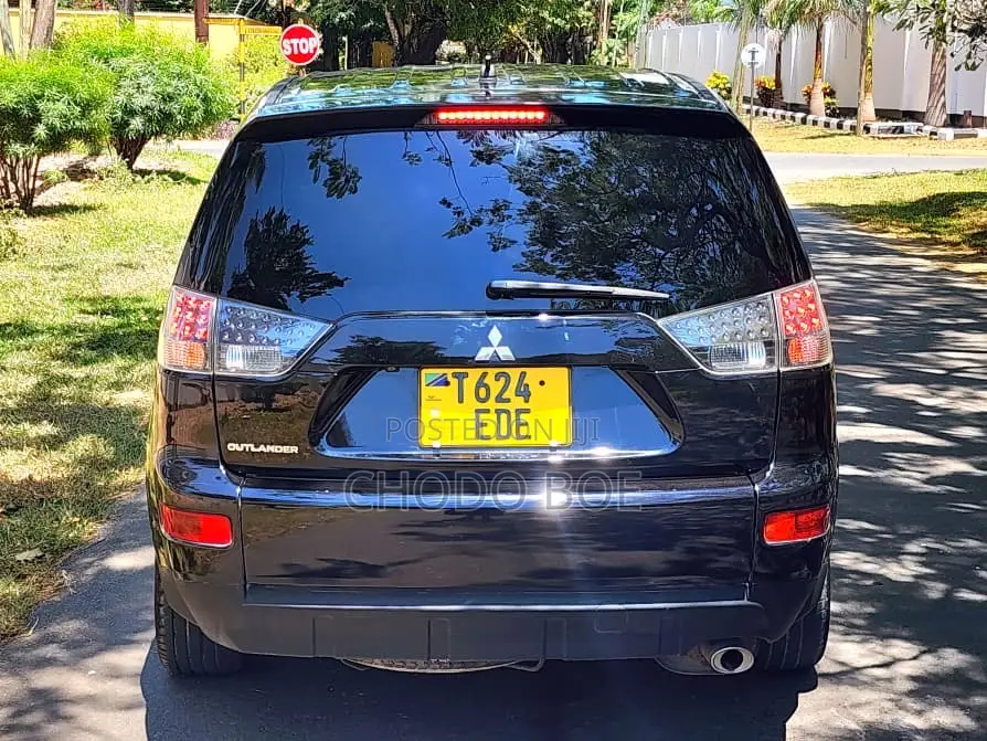 Mitsubishi Outlander 2009 Black
