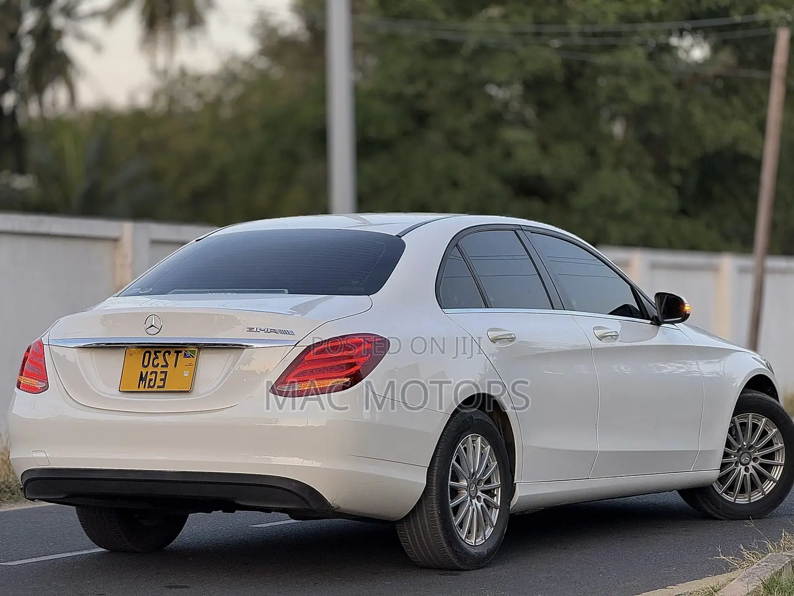 Mercedes-Benz C-Class 2015 White
