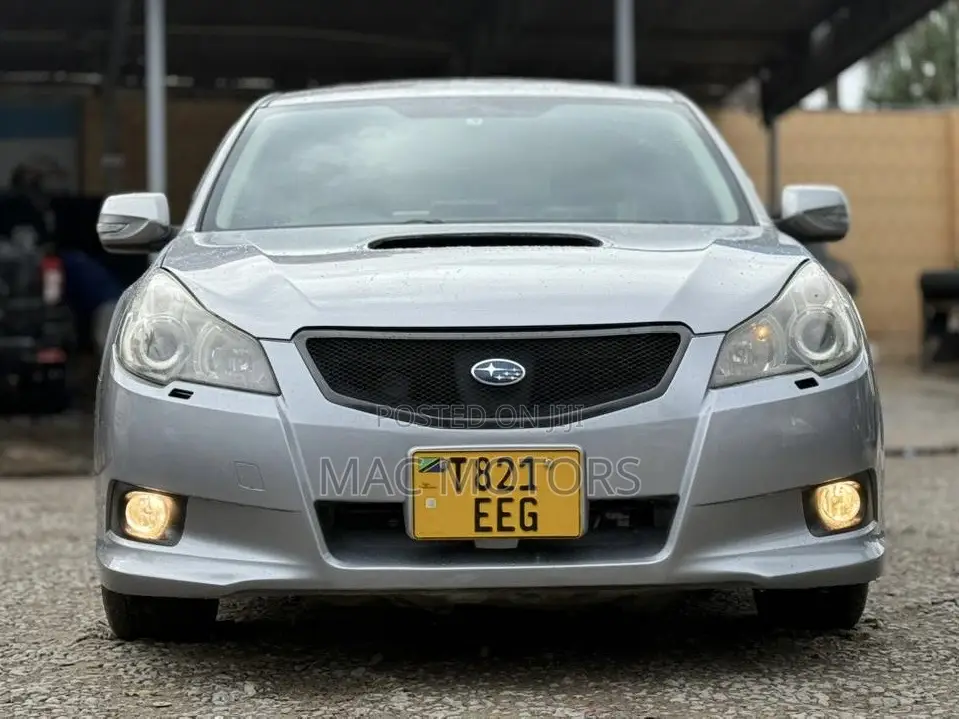 Subaru Legacy 2009 Silver