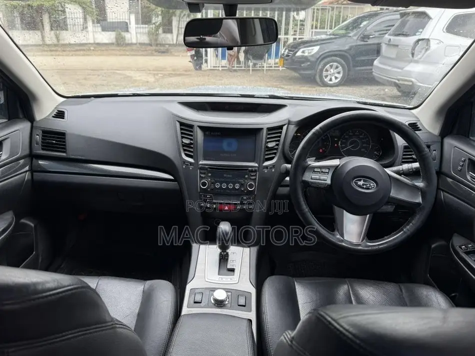 Subaru Legacy 2009 Silver