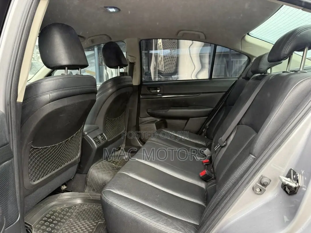 Subaru Legacy 2009 Silver