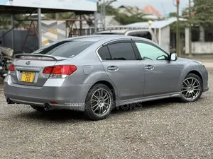 Subaru Legacy 2009 Silver