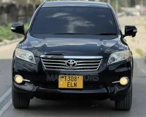 Toyota Vanguard 2010 Black