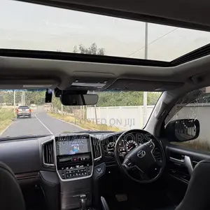 Toyota Land Cruiser 4.6 V8 ZX 2018 Black