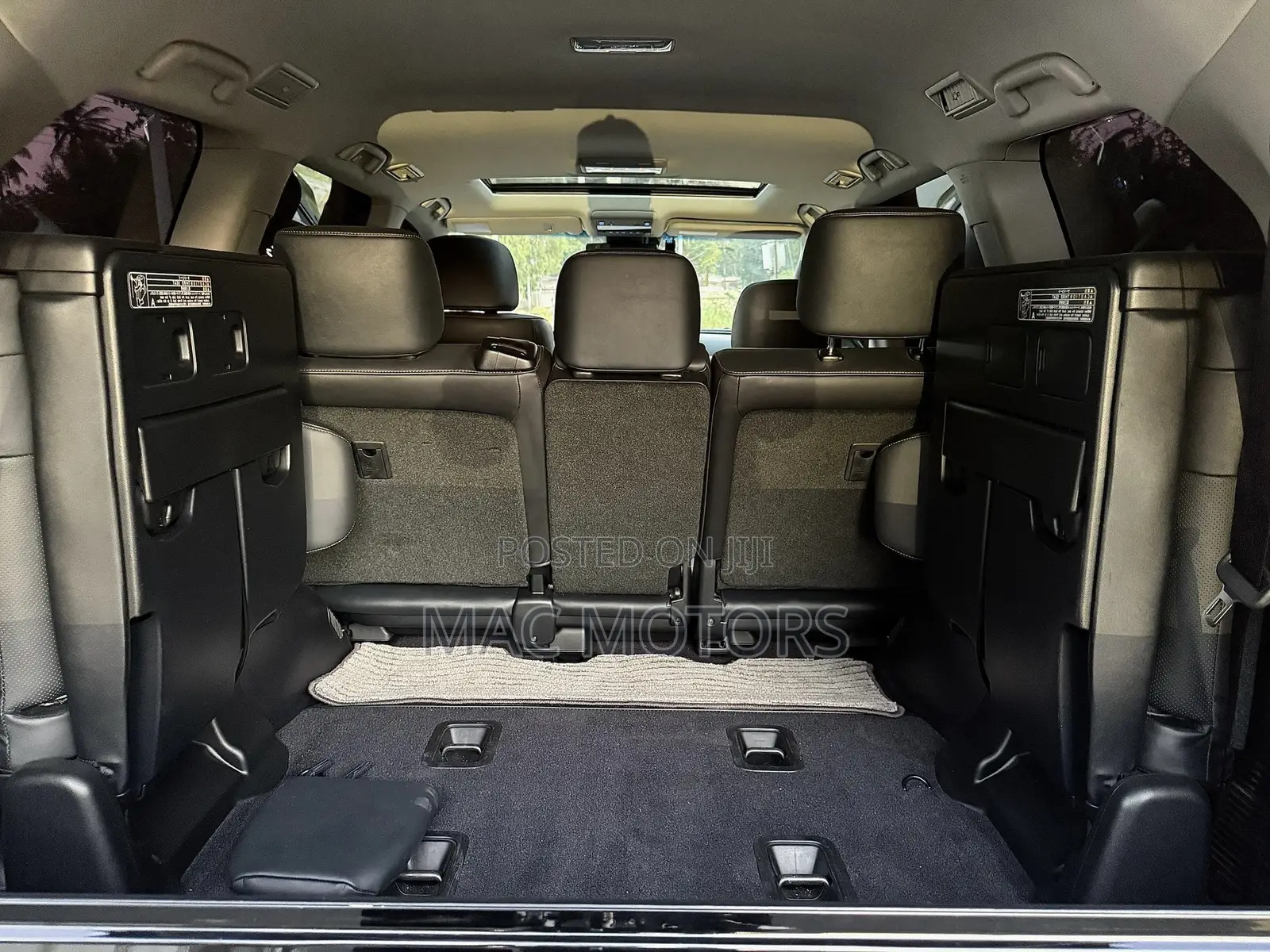 Toyota Land Cruiser 4.6 V8 ZX 2018 Black