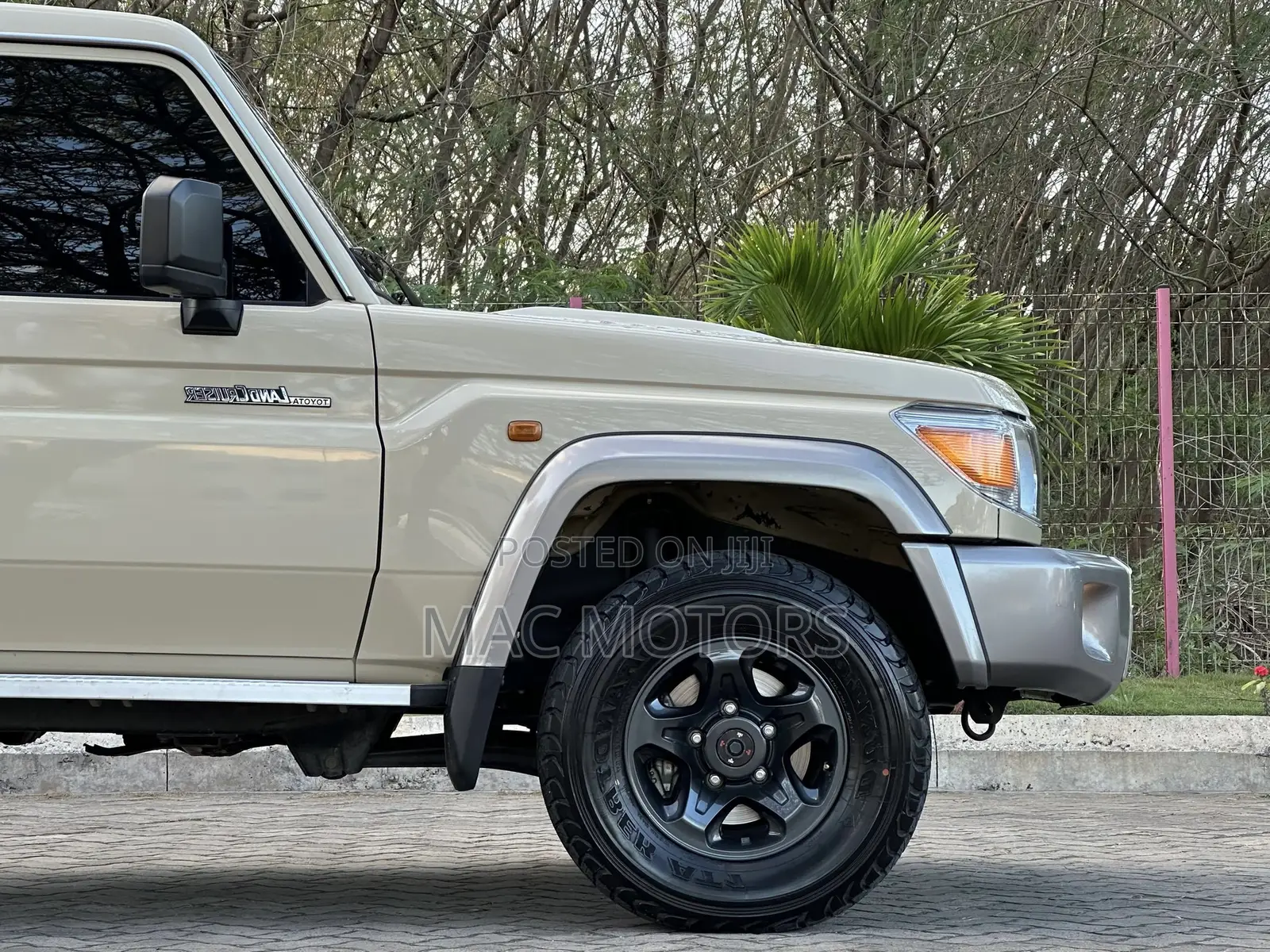Toyota Land Cruiser 79 Series 2022 Beige