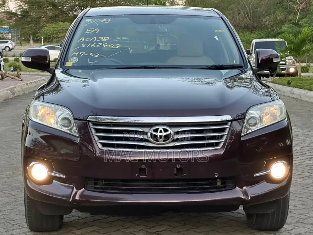 Toyota Vanguard 2010 Maroon