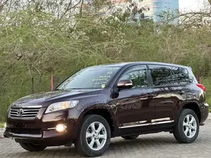 Toyota Vanguard 2010 Maroon