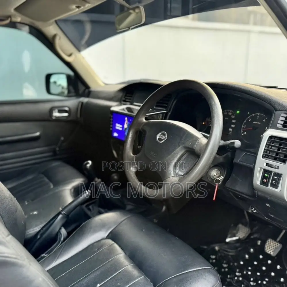 Nissan Patrol 2012 White