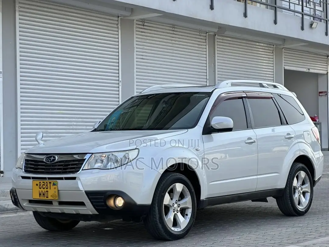 Subaru Forester 2010 White