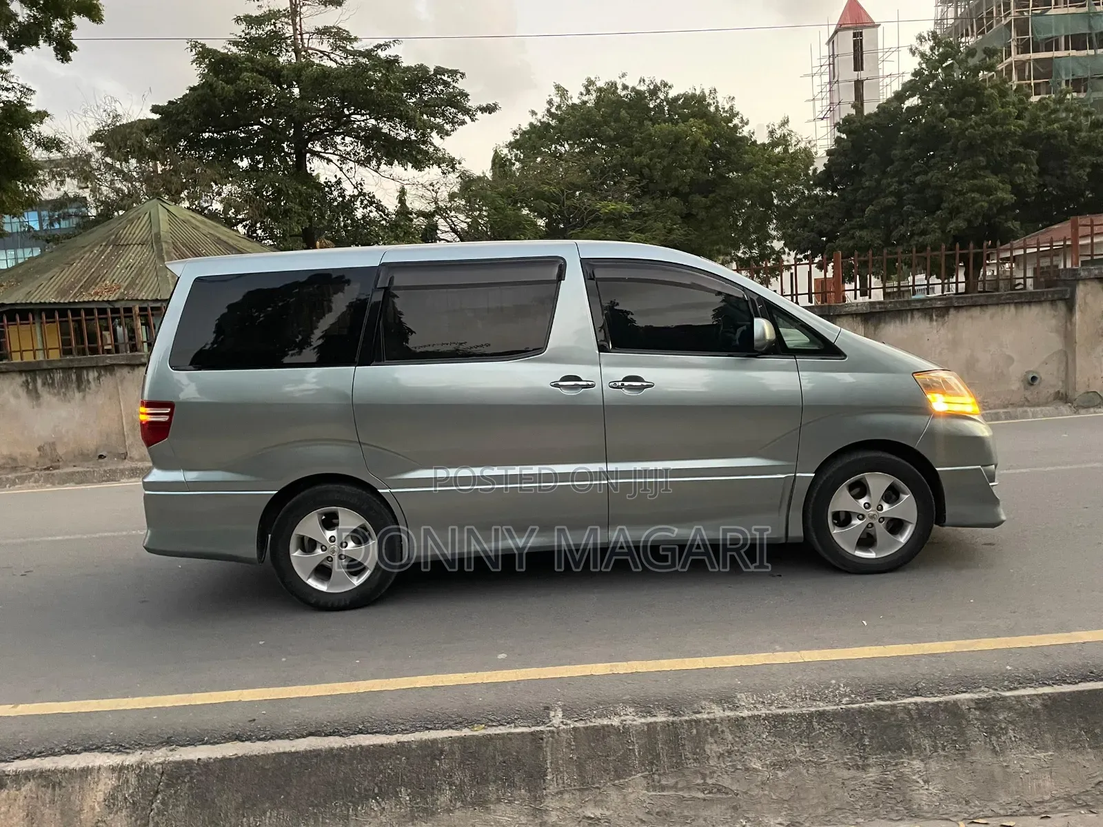 Toyota Alphard 2006 Gray