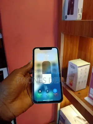 Apple iPhone 11 64 GB White