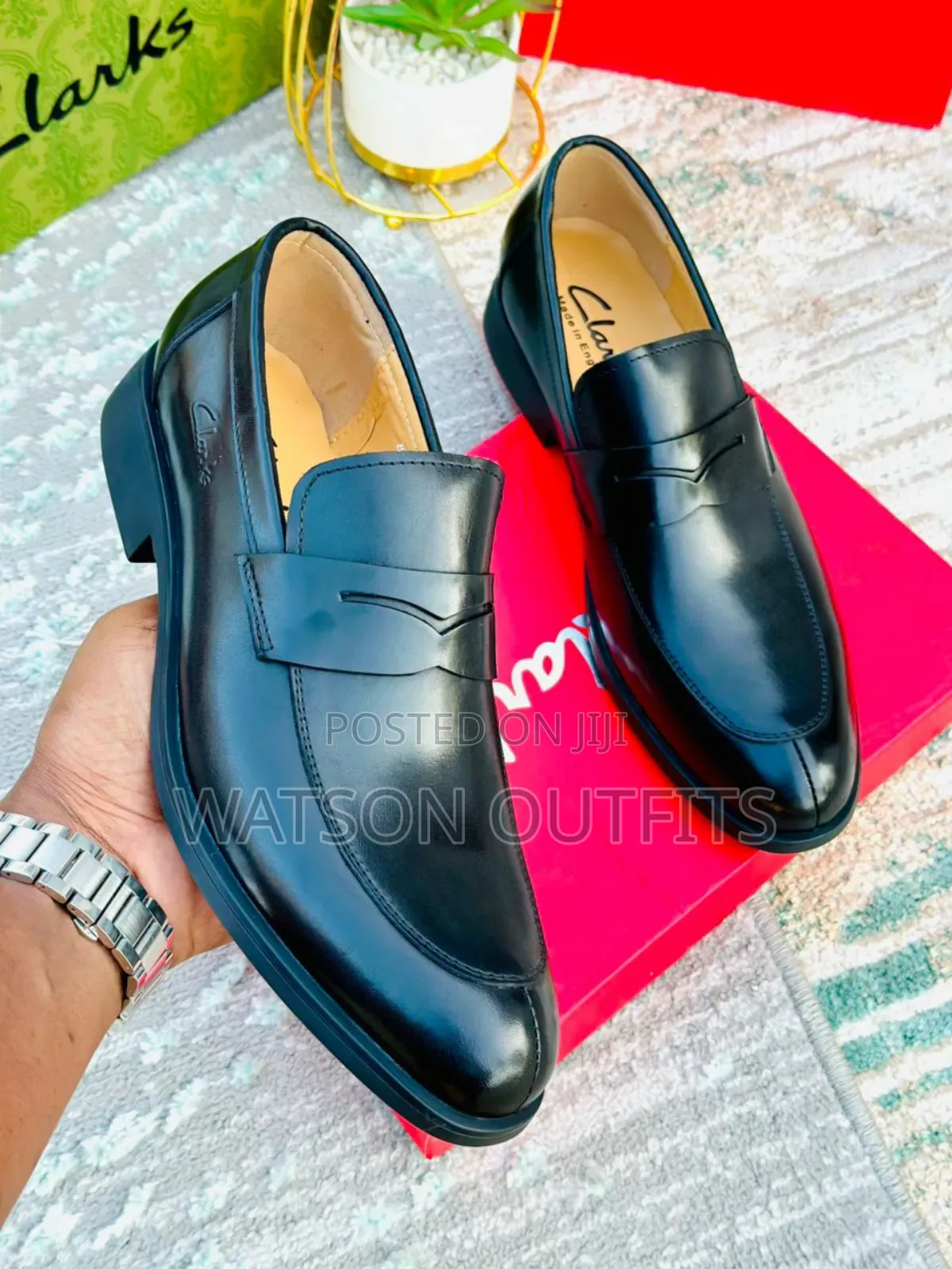 Men's Shoes or Footwears Very Very Hot, Classic,Official and Trending