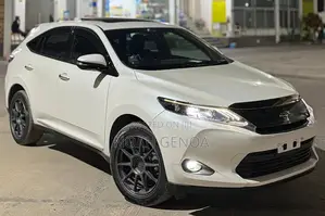 Toyota Harrier 2.0 2015 White