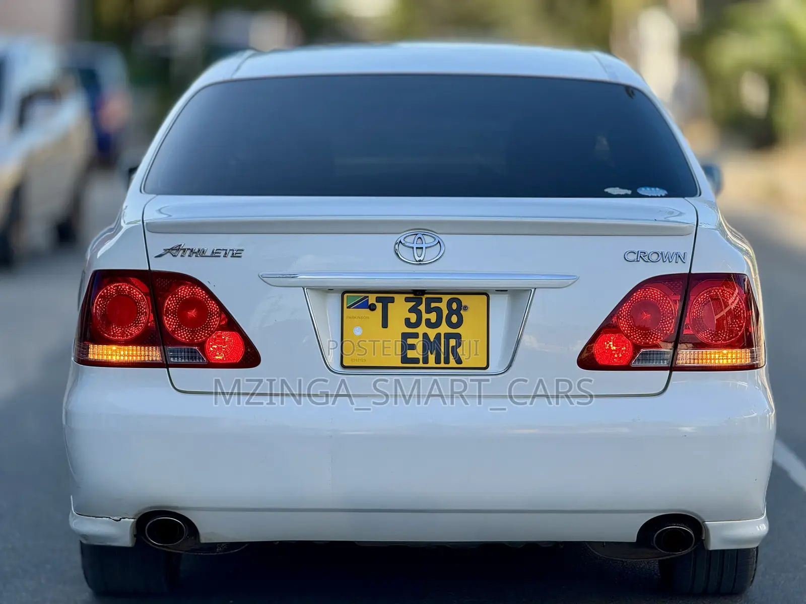 Toyota Crown 2006 White