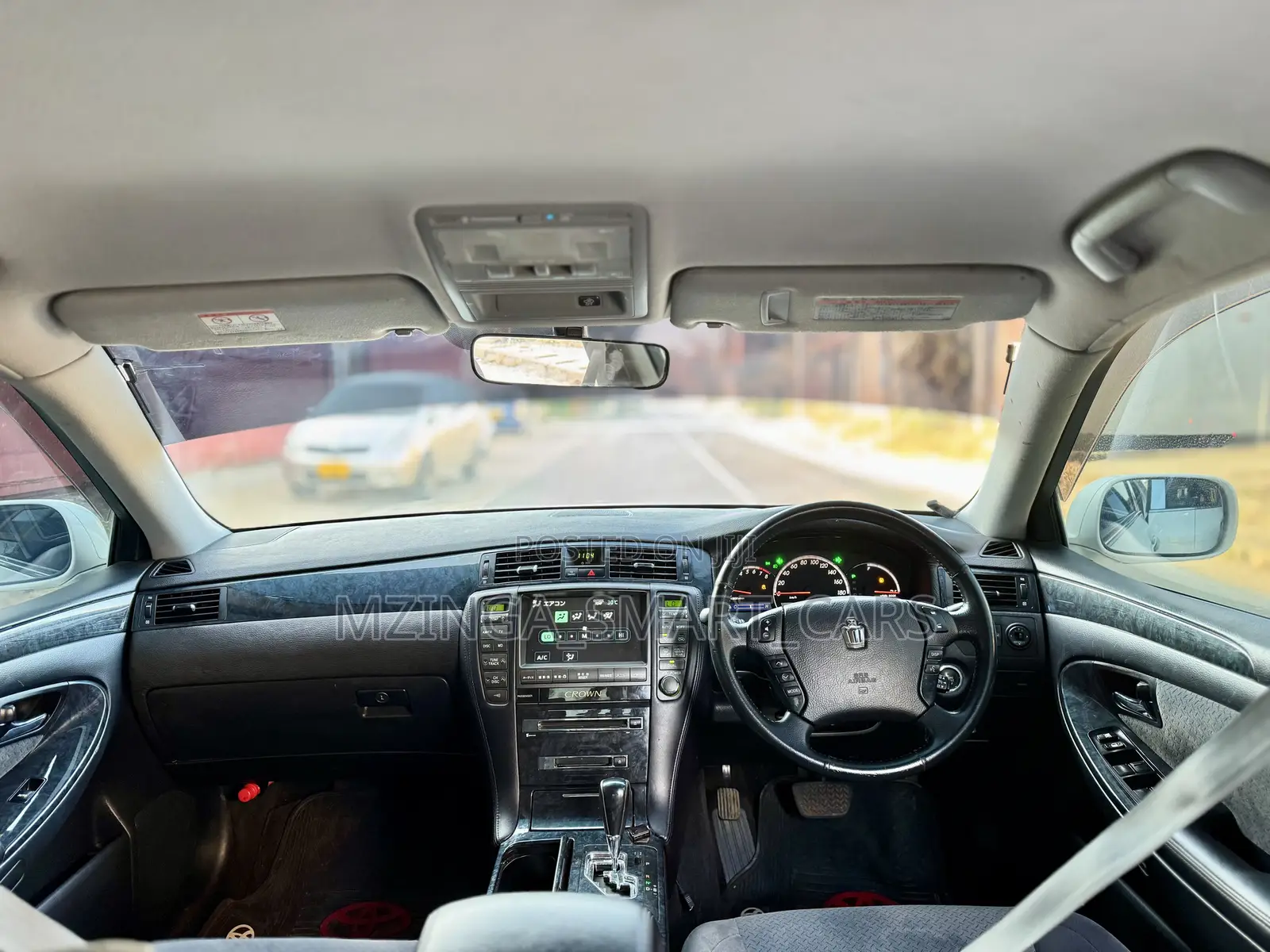 Toyota Crown 2006 White