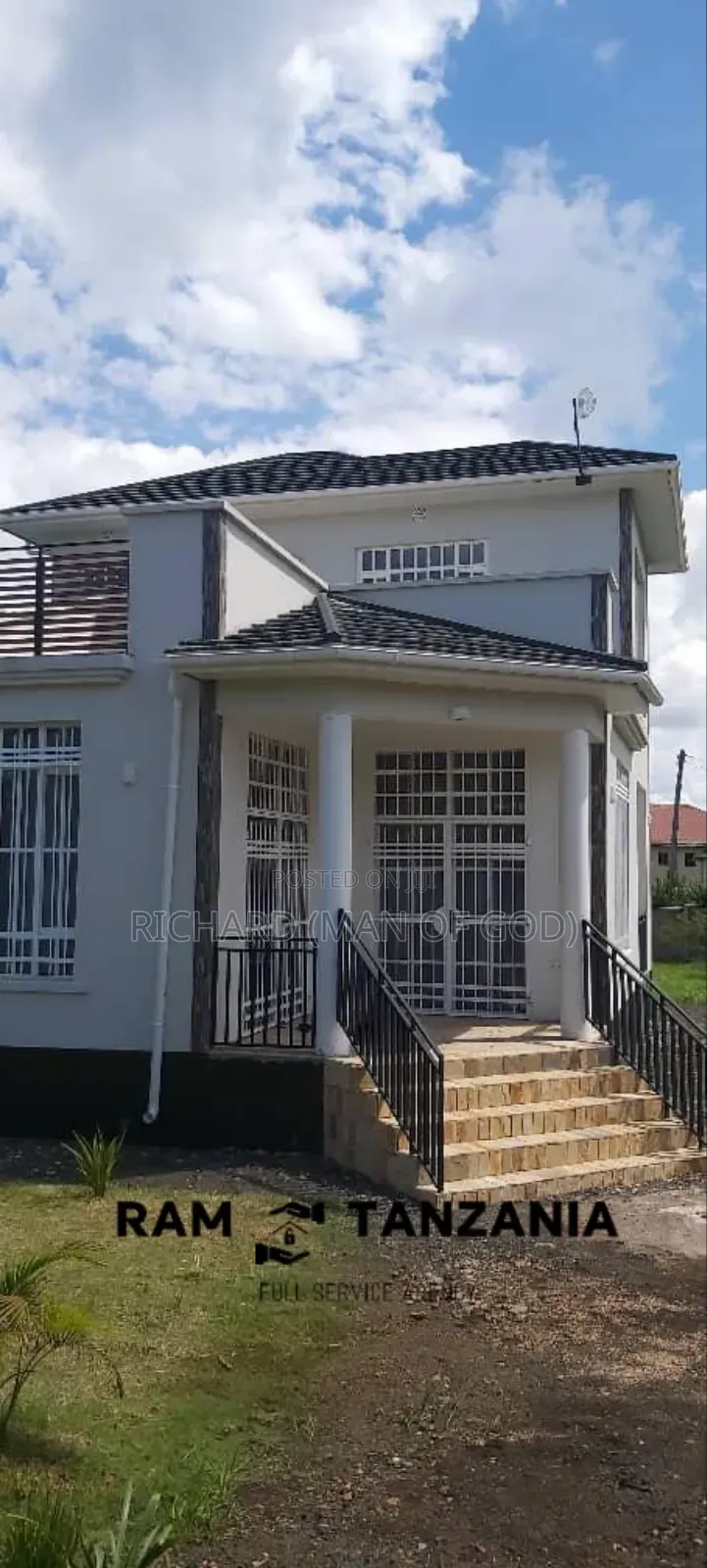 4bdrm Bungalow in Usa River for rent