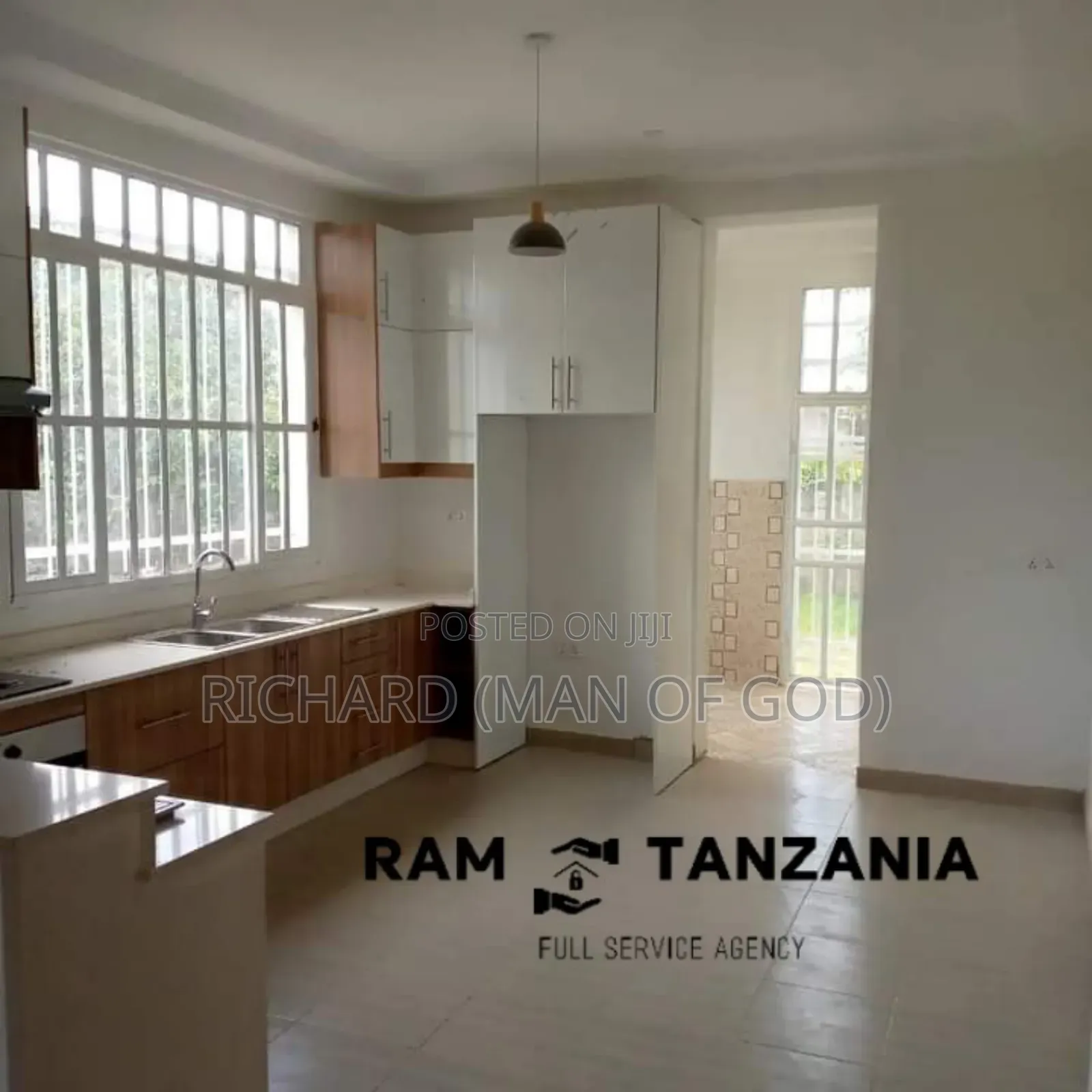 4bdrm Bungalow in Usa River for rent