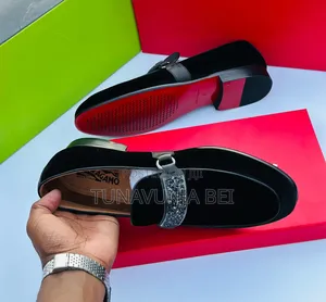 Quality Leather Shoes / Salvatone Ferregamo Brand