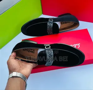 Quality Leather Shoes / Salvatone Ferregamo Brand