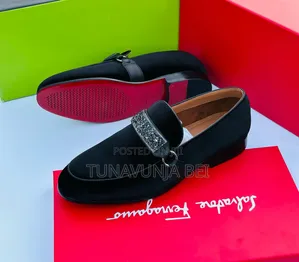 Quality Leather Shoes / Salvatone Ferregamo Brand
