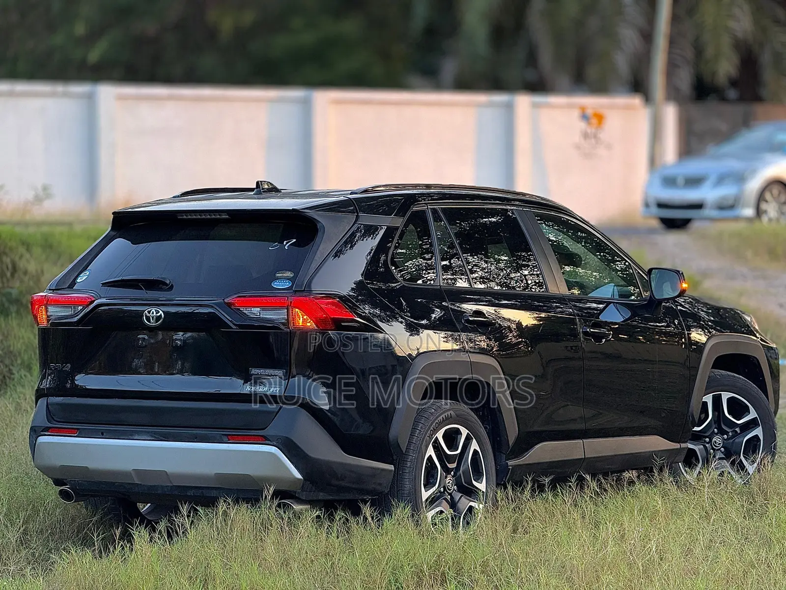 Toyota RAV4 Adventure 2019 Black