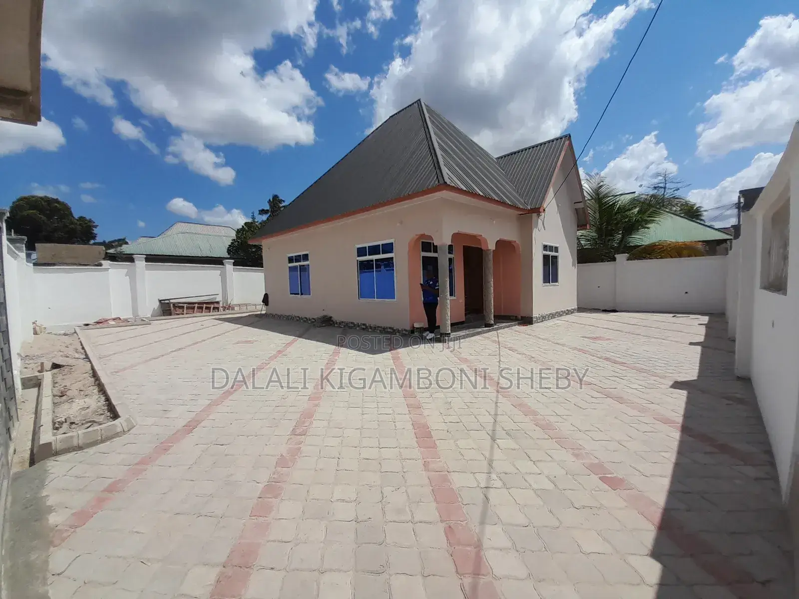 3bdrm House in Kigamboni Kibada for sale