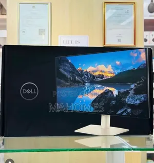 Dell Ultrasharp 24” Monitor -U2422h -FHD 1920x1080 -10gbps