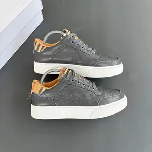 Burberry Shole Collection Premium Edition Available Size 40–45