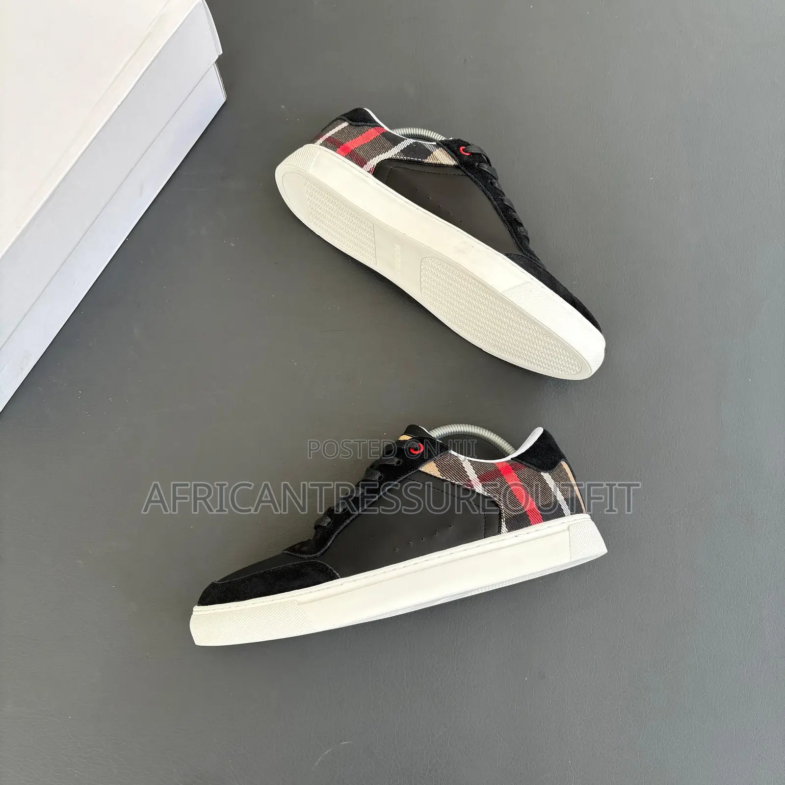 Burberry Shole Collection Premium Edition Available Size 40–45