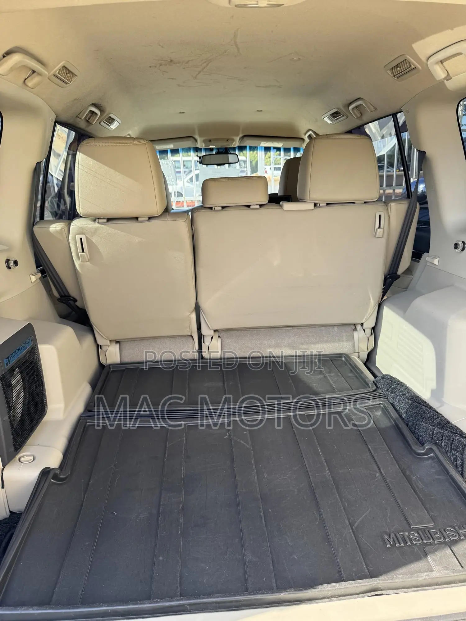Mitsubishi Pajero 2014 White