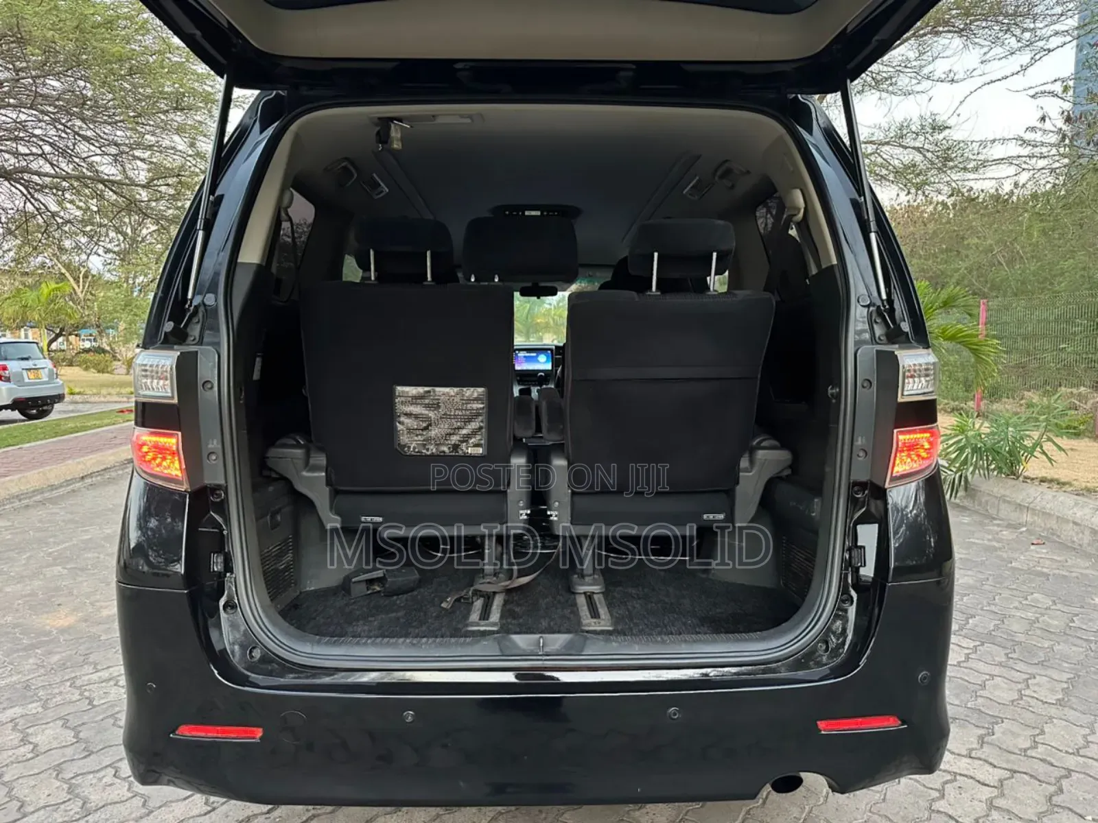Toyota Vellfire 2009 Black