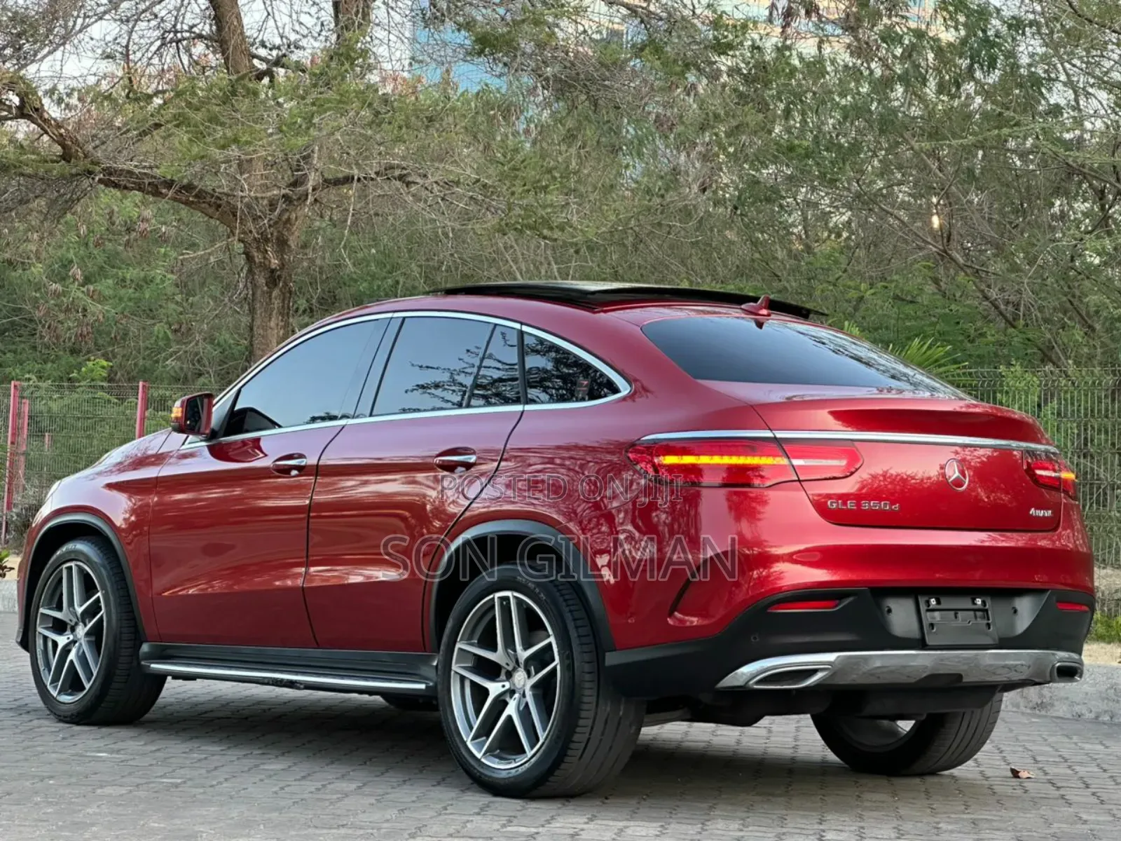 Mercedes-Benz GLE-Class 2017 Red