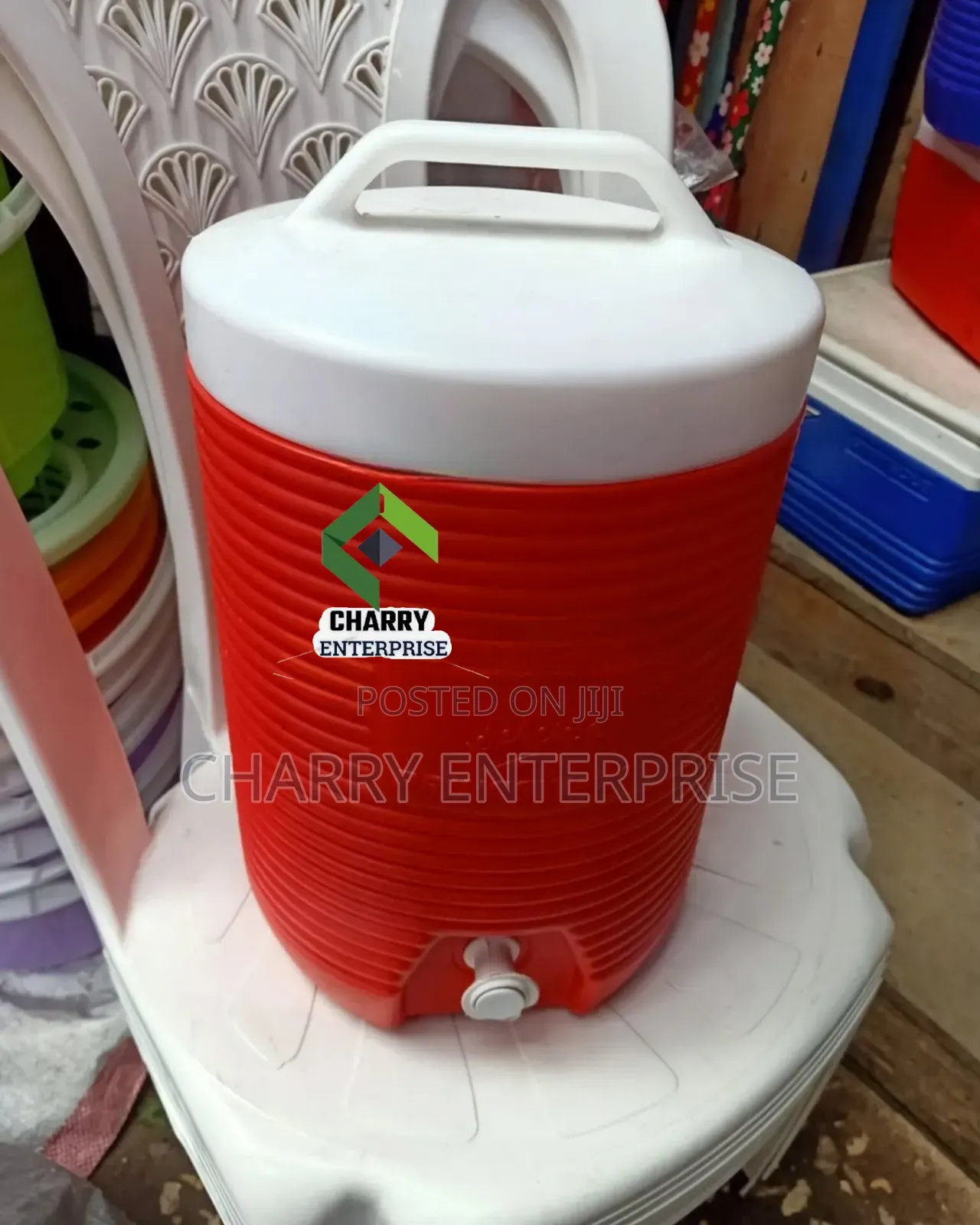 High Quality Material Cooler Box/ Ice Box/ Deli 10l