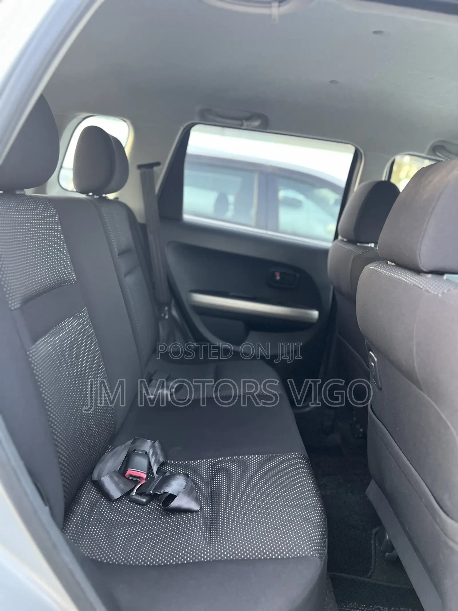 Toyota IST 2003 Silver