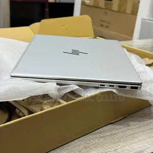 New Laptop HP 32GB AMD Ryzen 7 SSD 512GB