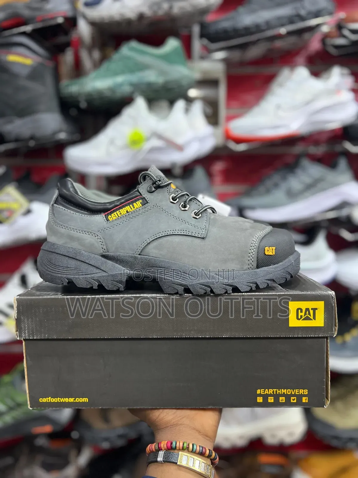 Caterpillar Shoes or Viatu Vya Caterpillar Very Very Classic and Smart