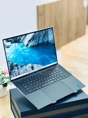 New Laptop Dell XPS 15 9510 16GB Intel Core I7 SSD 512GB