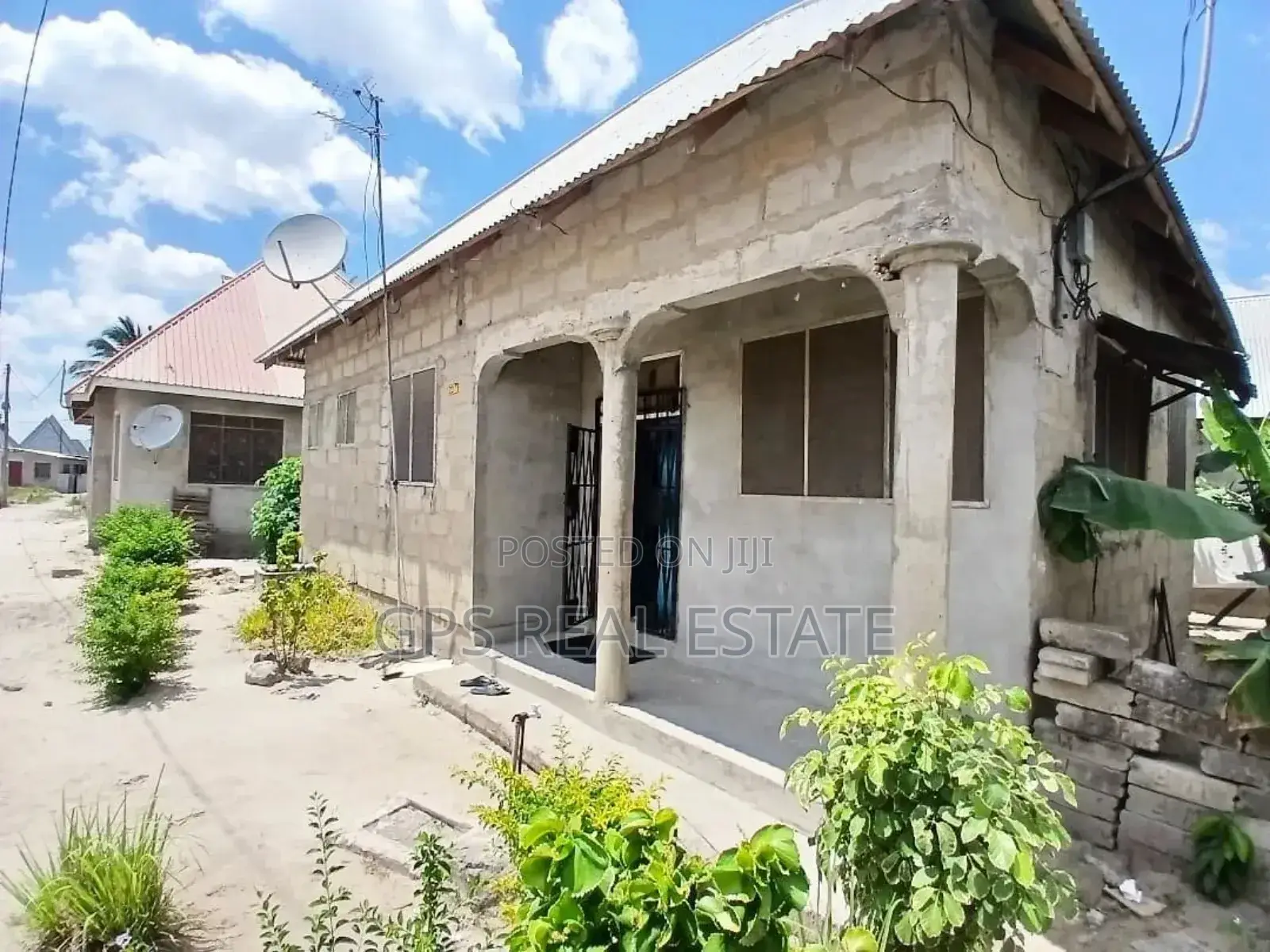 3bdrm House in Msongola, Ilala for sale