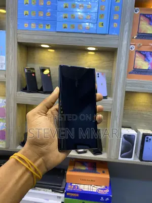 New Samsung Galaxy S22 Ultra 256 GB Black