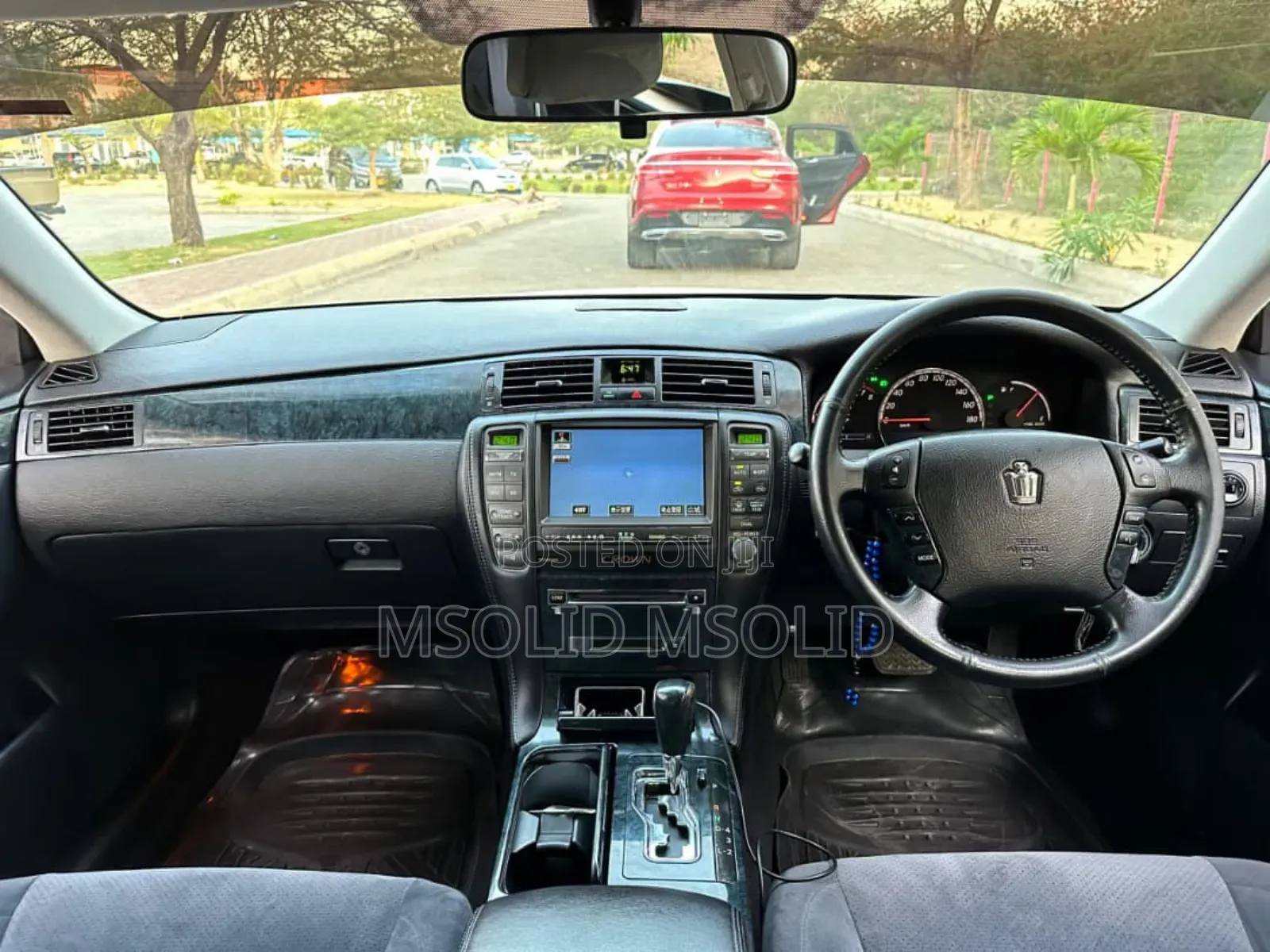 Toyota Crown 2006 White