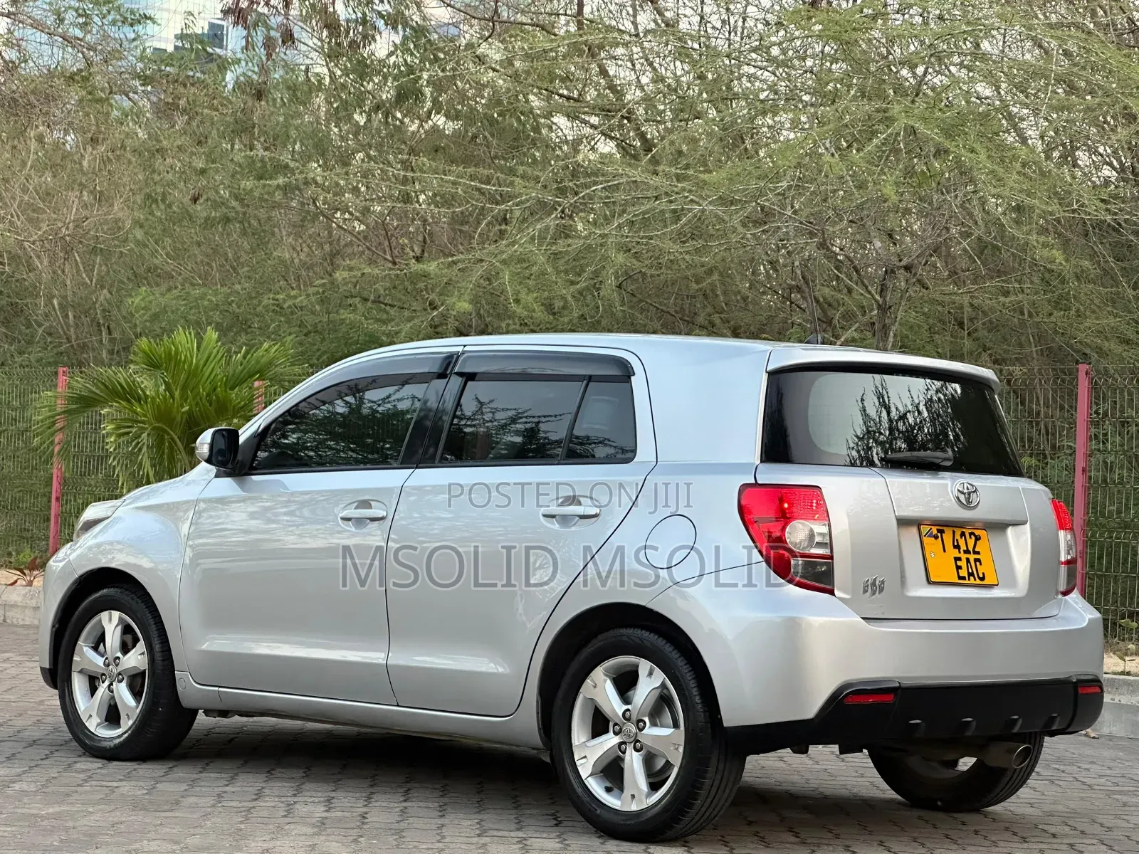 Toyota IST 2009 Silver