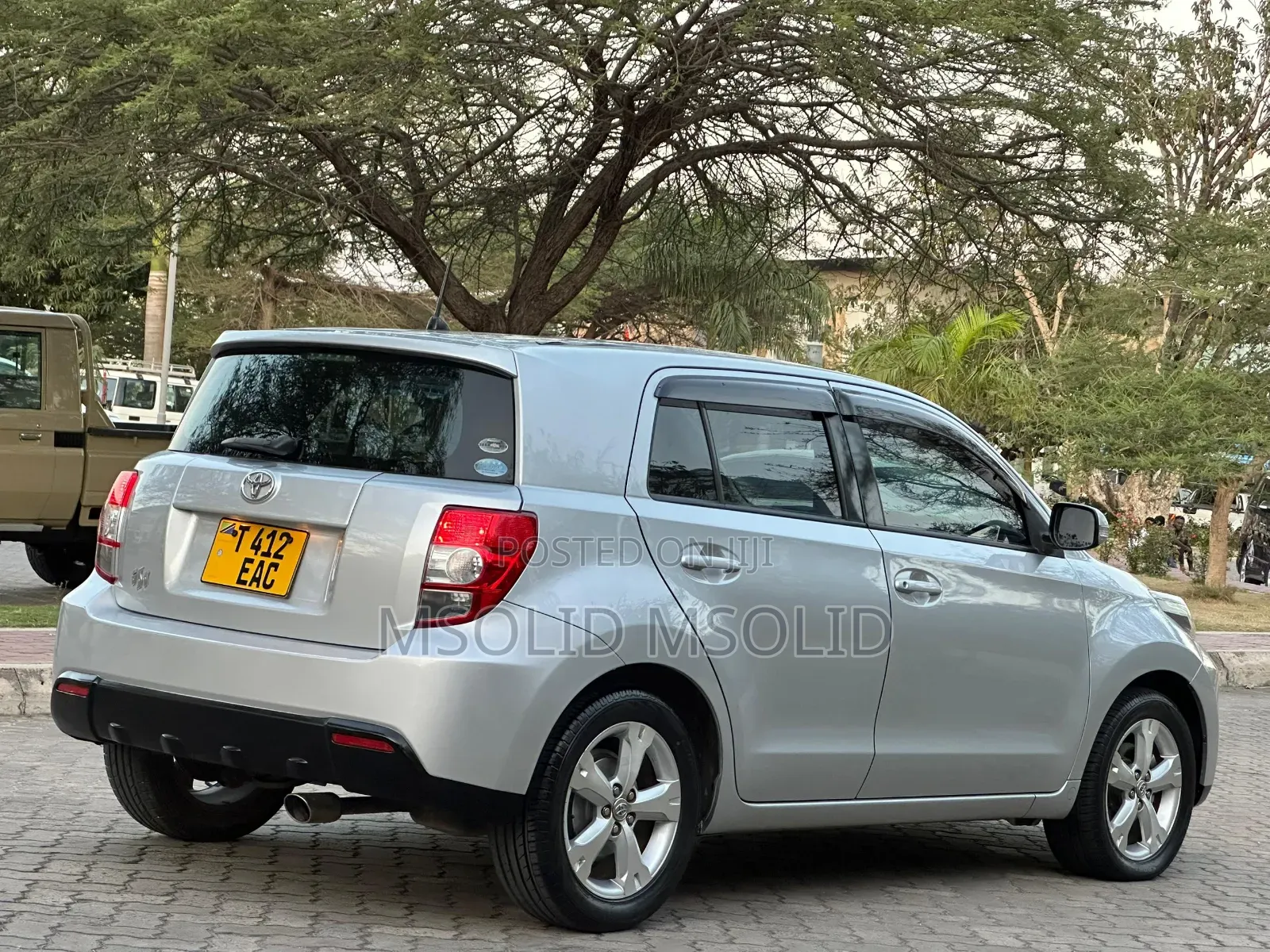 Toyota IST 2009 Silver
