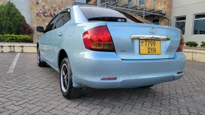 Toyota Premio 2004