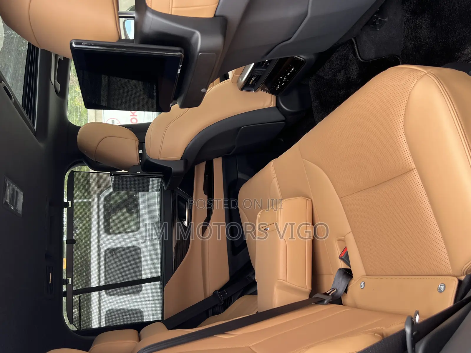 Lexus LX 2024 Green
